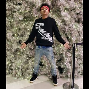 Meet your Posher, Aaron